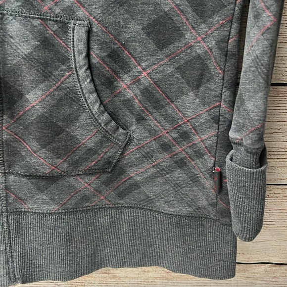 #12 - Garage Grey & Red Hoodie size Large - Picture 3 of 5